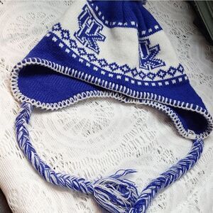 Toboggan/hat UK Blue and white